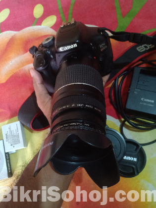 Canon 600D Dslr Camera With 75-300mm Zoom Lens